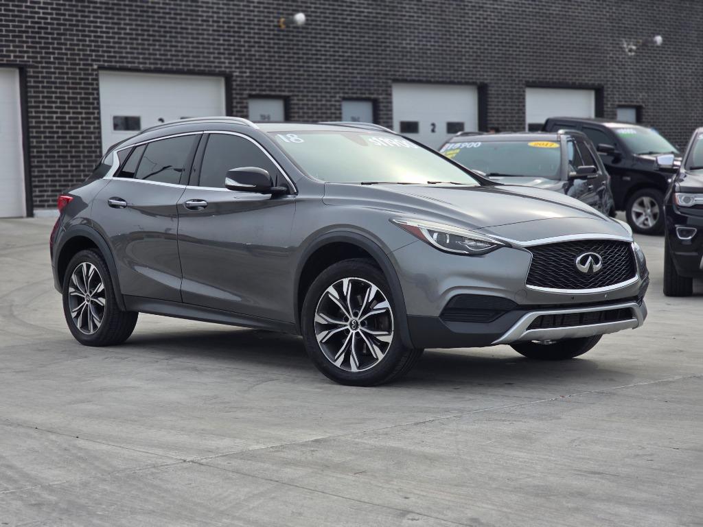 2018 Infiniti QX30 Luxury