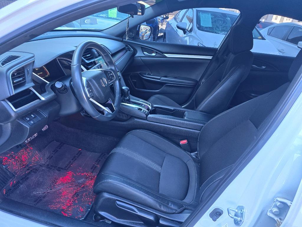 2021 Honda Civic Sport photo