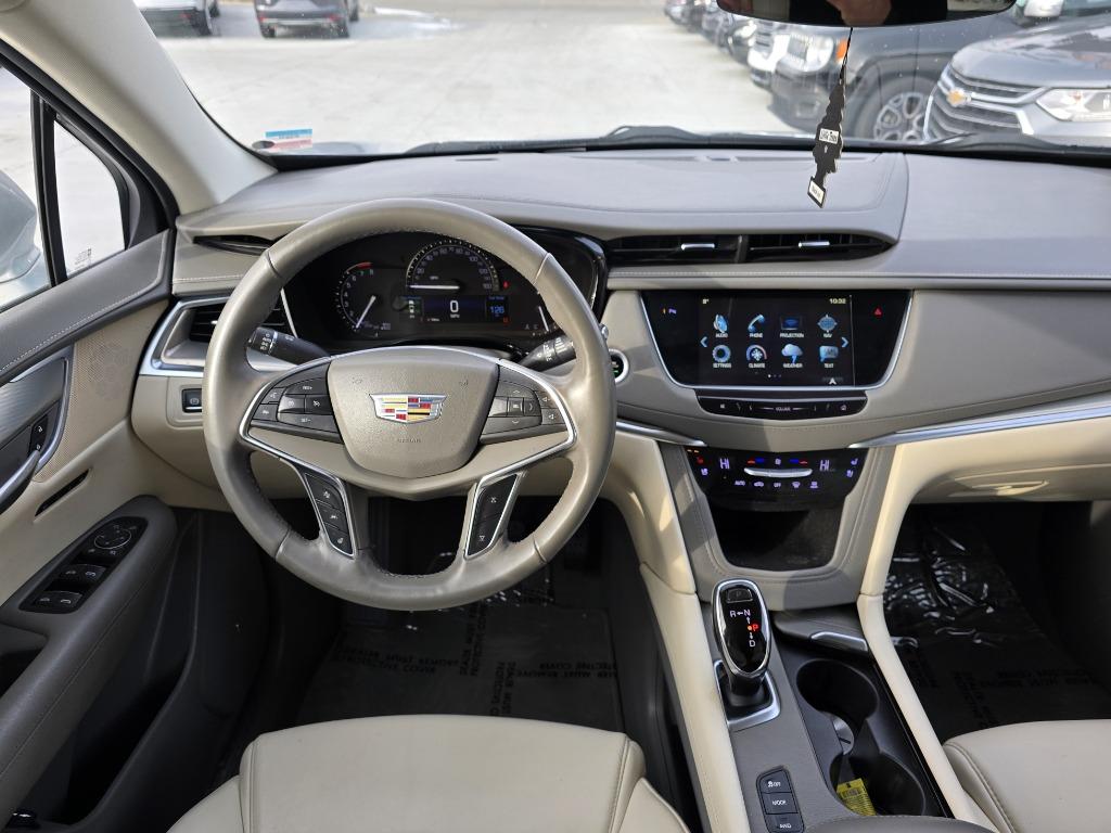 2018 Cadillac XT5 - $18,900