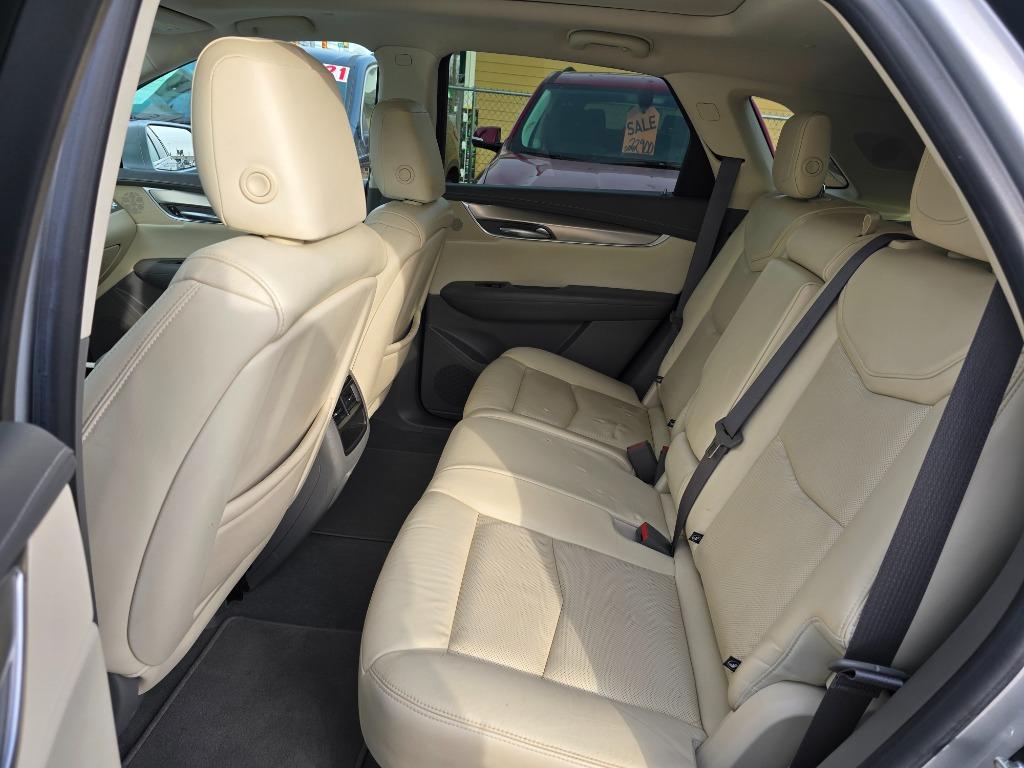 2018 Cadillac XT5 - $18,900