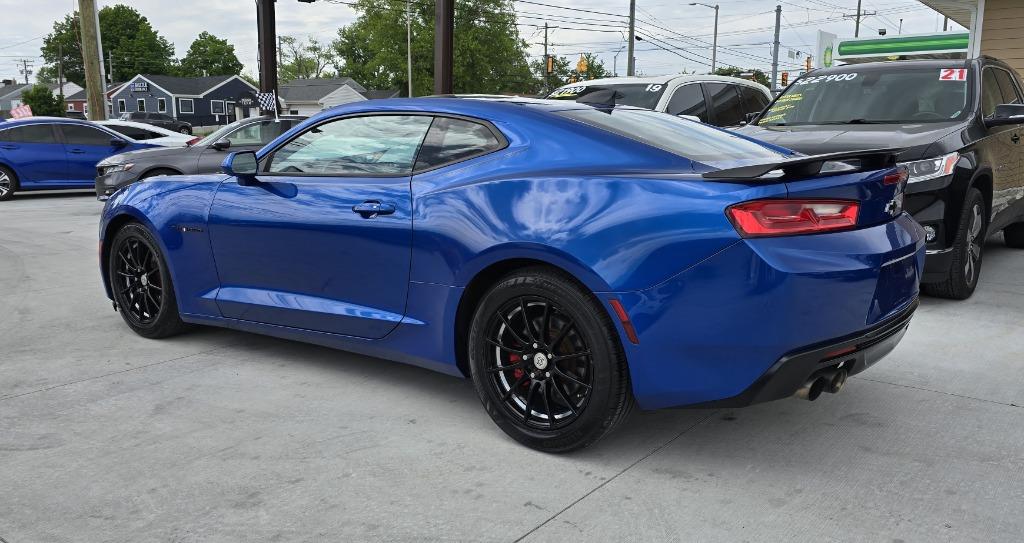2016 Chevrolet Camaro LT photo