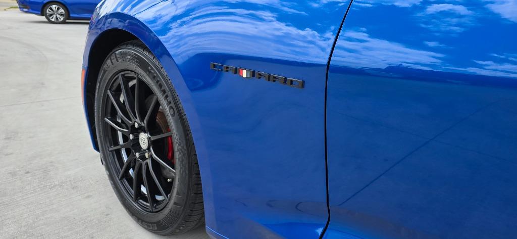 2016 Chevrolet Camaro LT photo