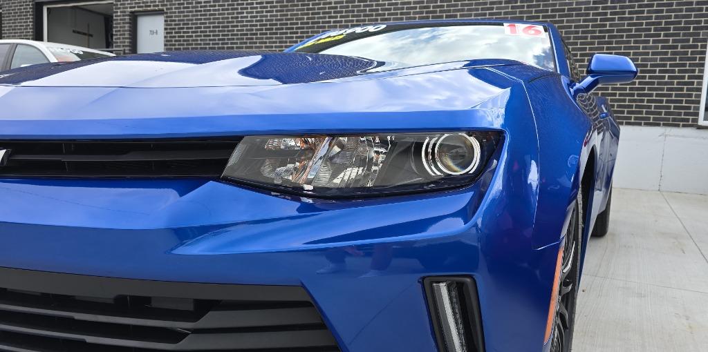 2016 Chevrolet Camaro LT photo