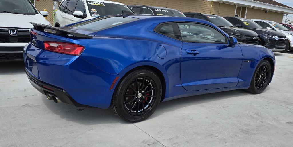 2016 Chevrolet Camaro LT photo