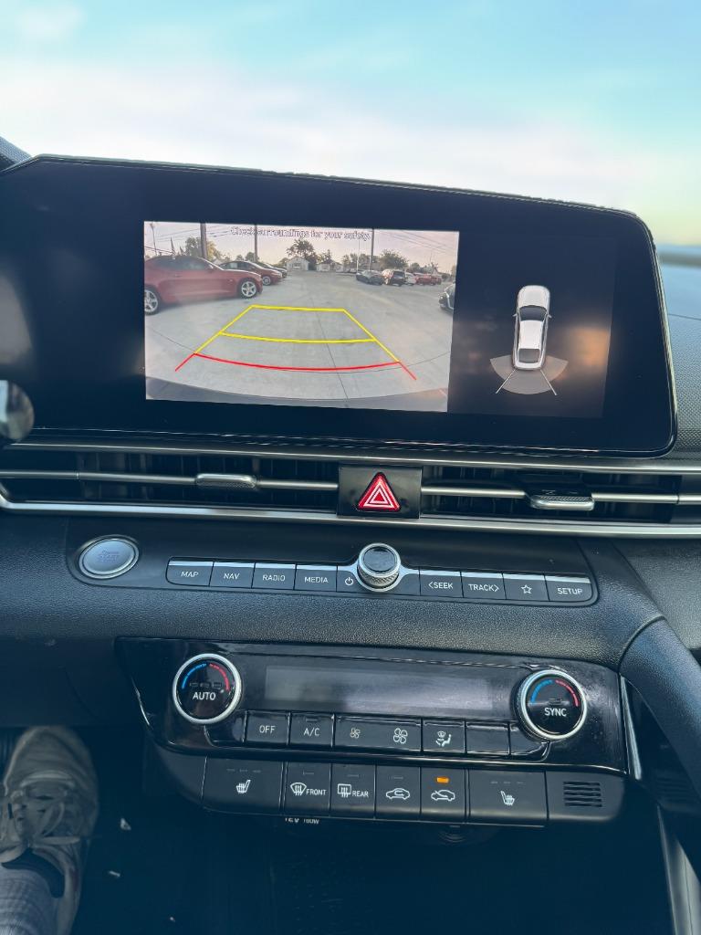 2021 Hyundai Elantra - $15,990