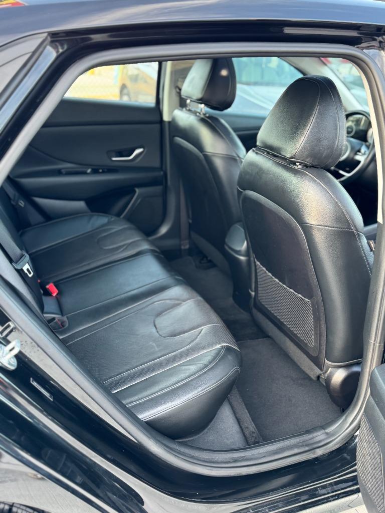 2021 Hyundai Elantra - $15,990