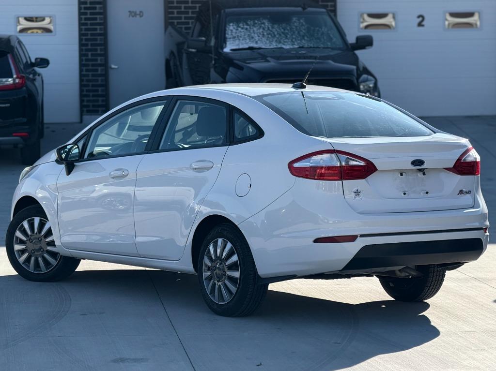 2019 Ford Fiesta - $7,995