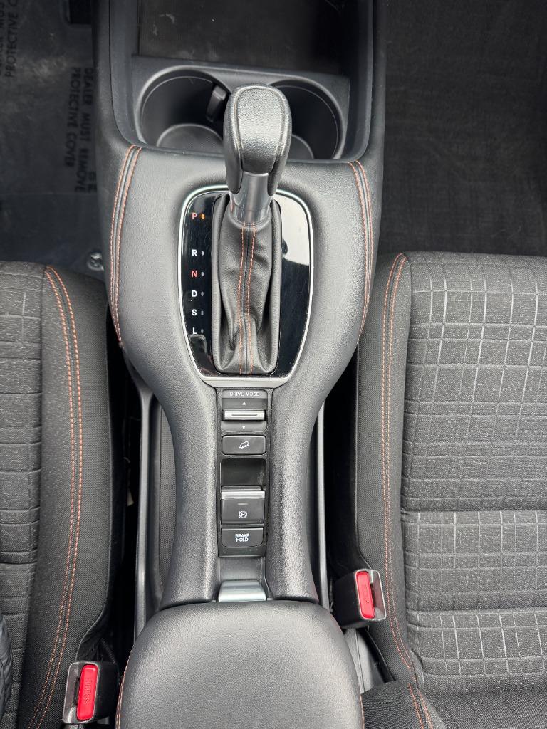 2024 Honda HR-V - $21,900