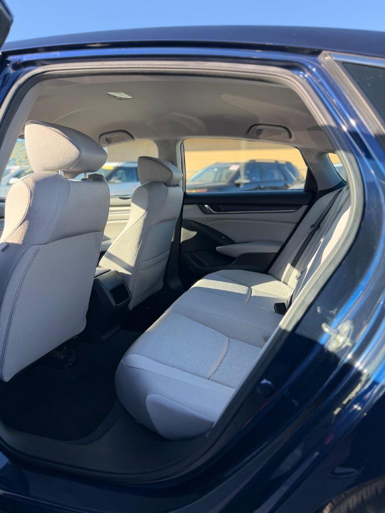 2019 Honda Accord - $16,900