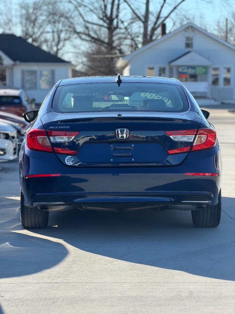 2019 Honda Accord - $16,900