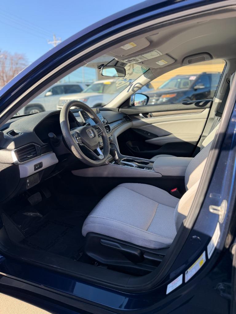 2019 Honda Accord - $16,900
