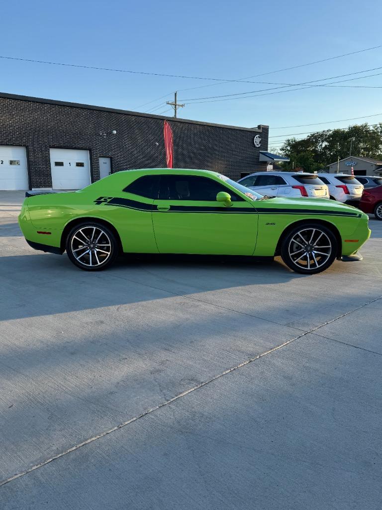 2023 Dodge Challenger - $30,900