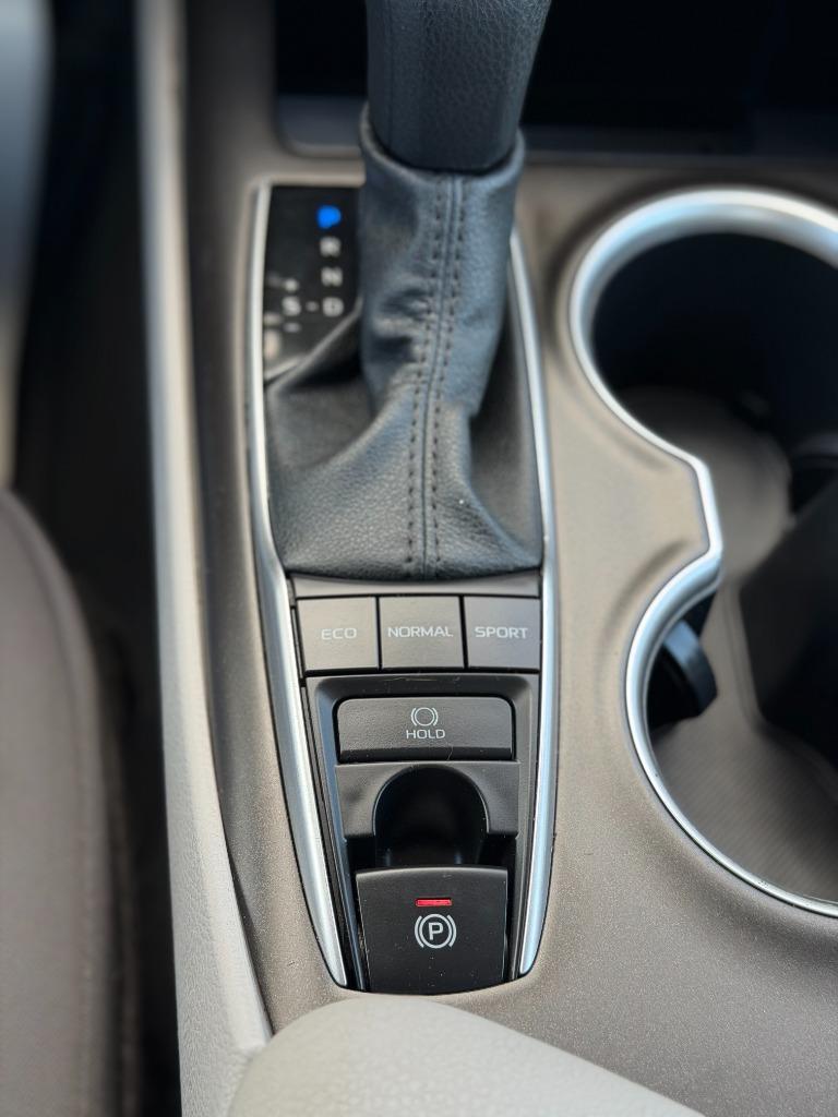 2023 Toyota Camry - $21,900