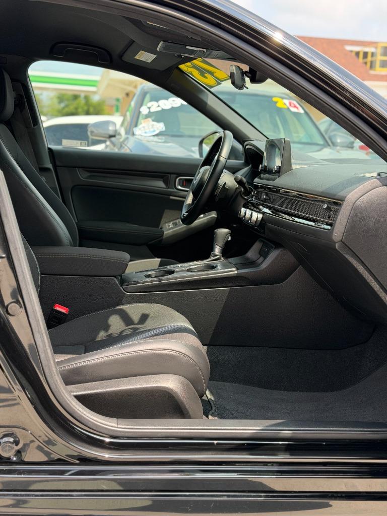 2023 Honda Civic - $21,900