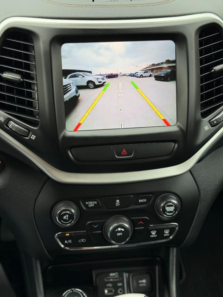 2018 Jeep Cherokee - $12,900