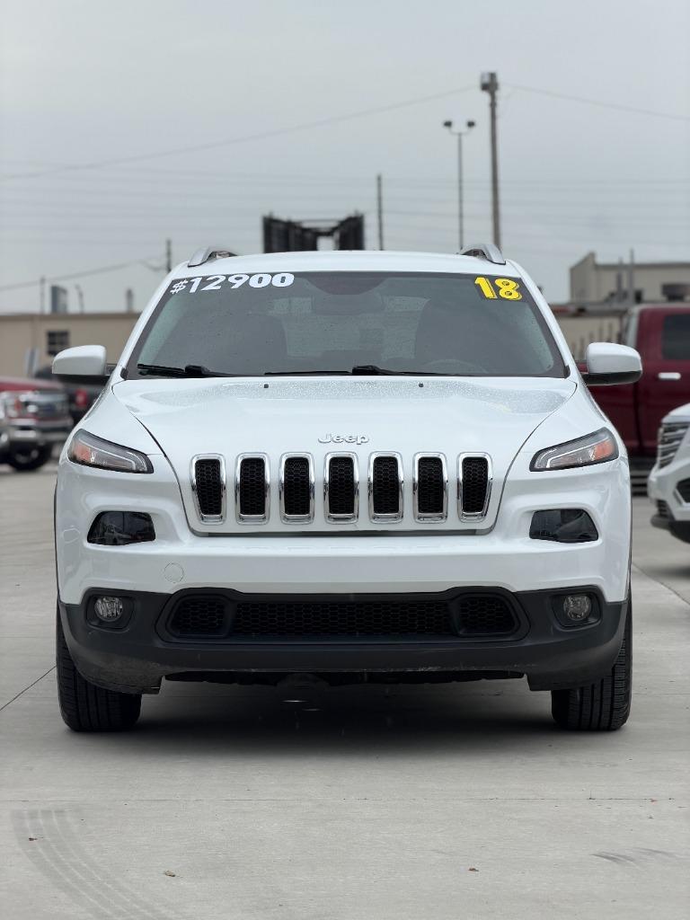2018 Jeep Cherokee - $12,900
