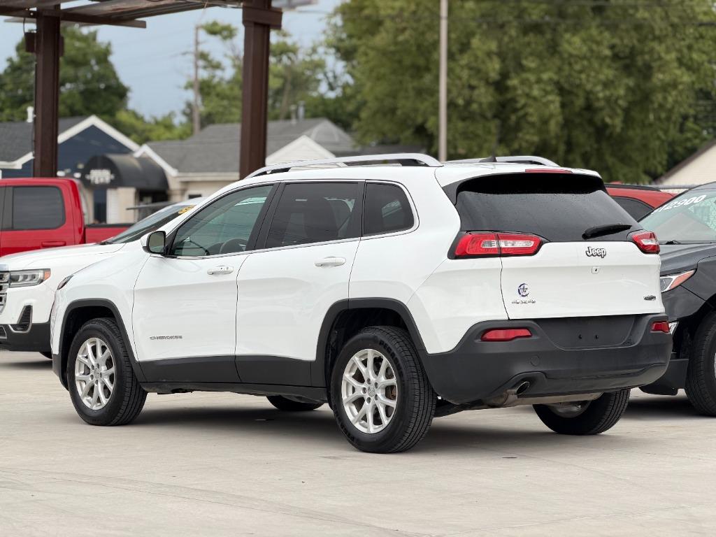 2018 Jeep Cherokee - $12,900