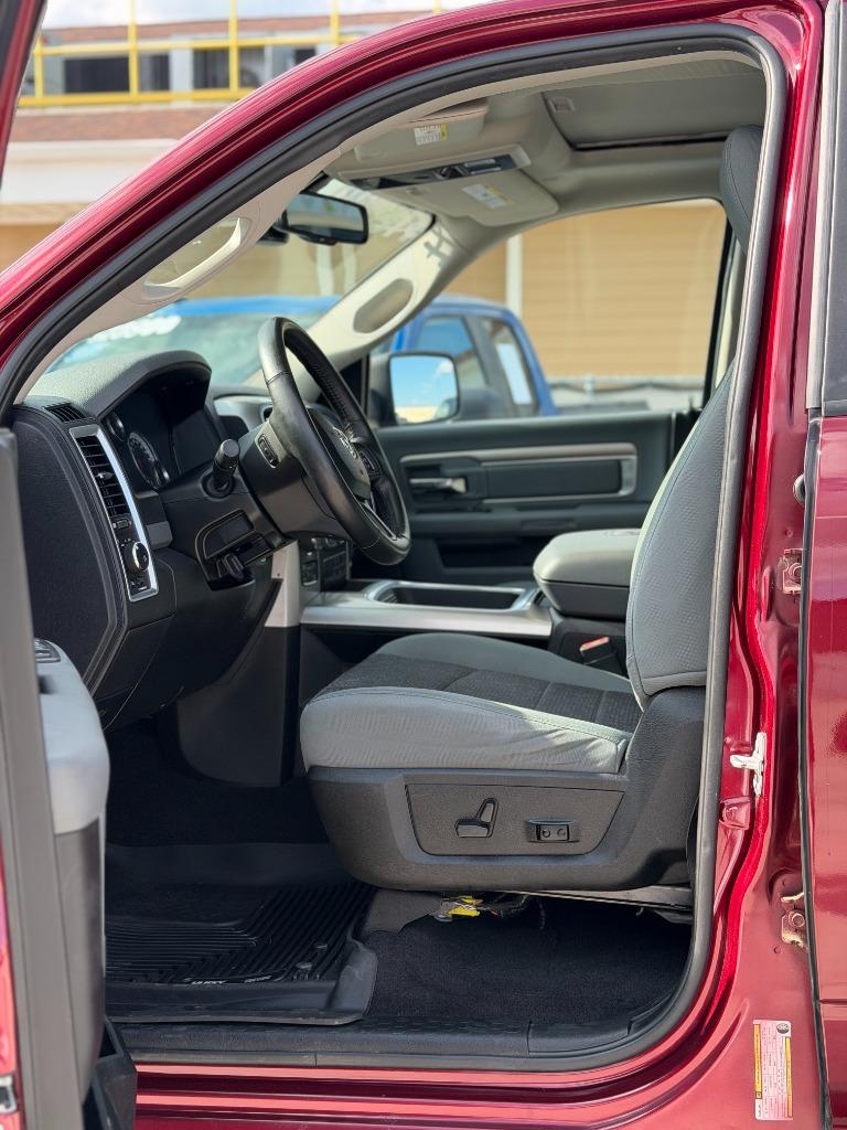 2017 Ram 1500 - $18,900