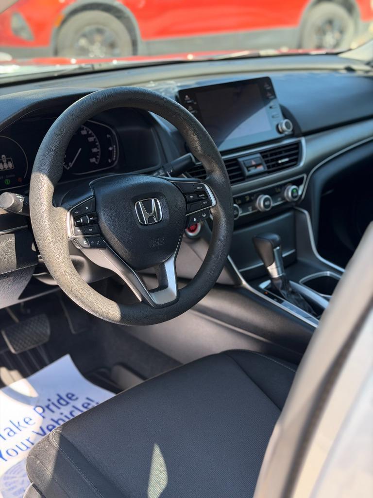 2022 Honda Accord - $18,900