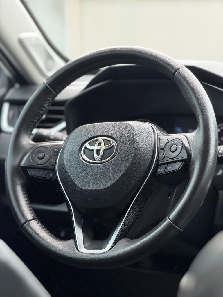 2021 Toyota RAV4 - $24,900