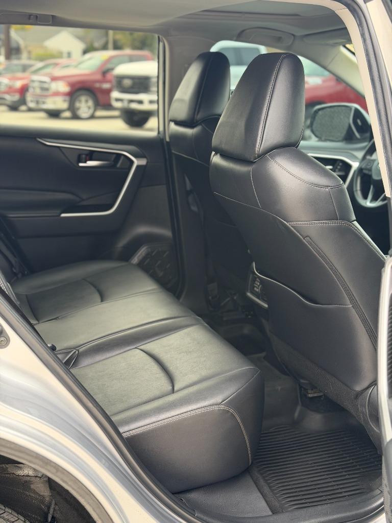 2021 Toyota RAV4 - $24,900