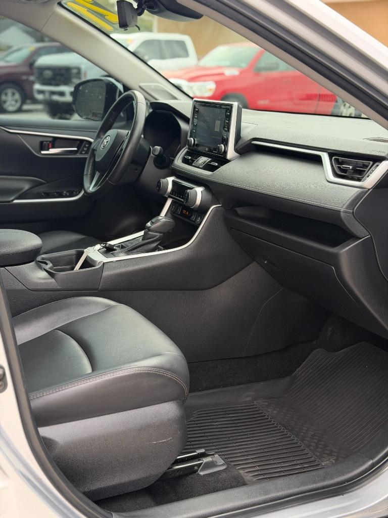 2021 Toyota RAV4 - $24,900