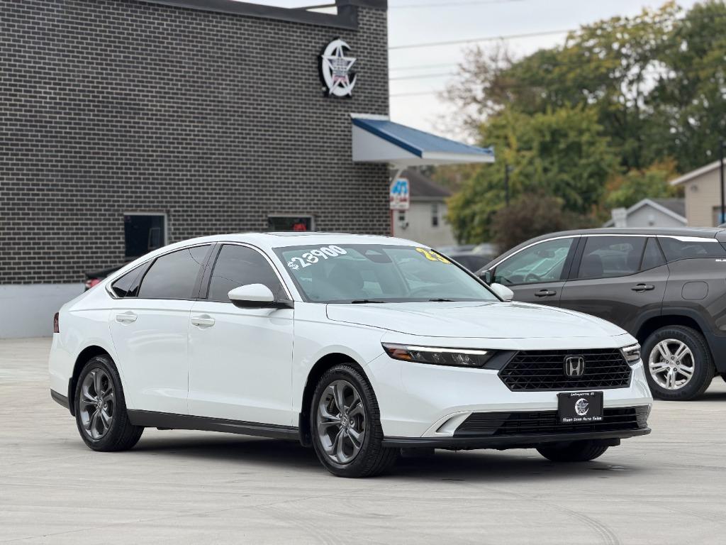 2023 Honda Accord - $23,900