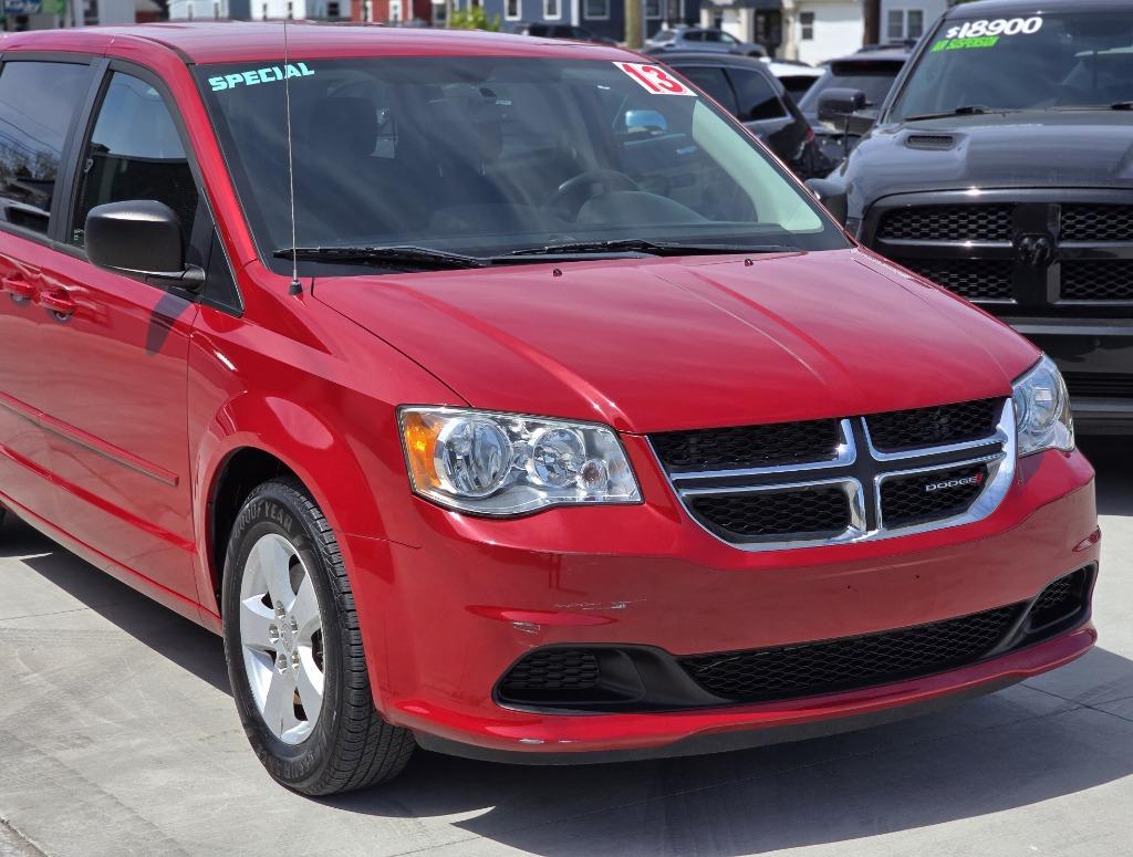2013 Dodge Grand Caravan SE photo