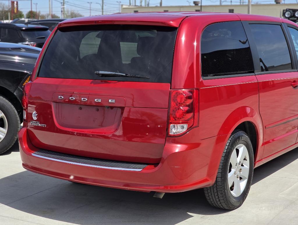 2013 Dodge Grand Caravan SE photo
