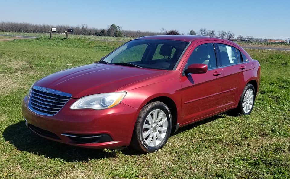 2013 Chrysler 200 Touring photo