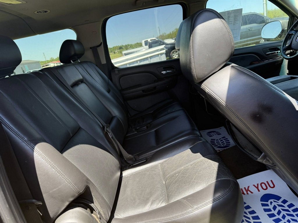 2008 Chevrolet Suburban - $8,000