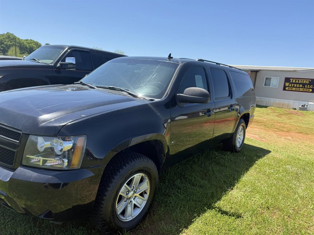 2008 Chevrolet Suburban - $8,000