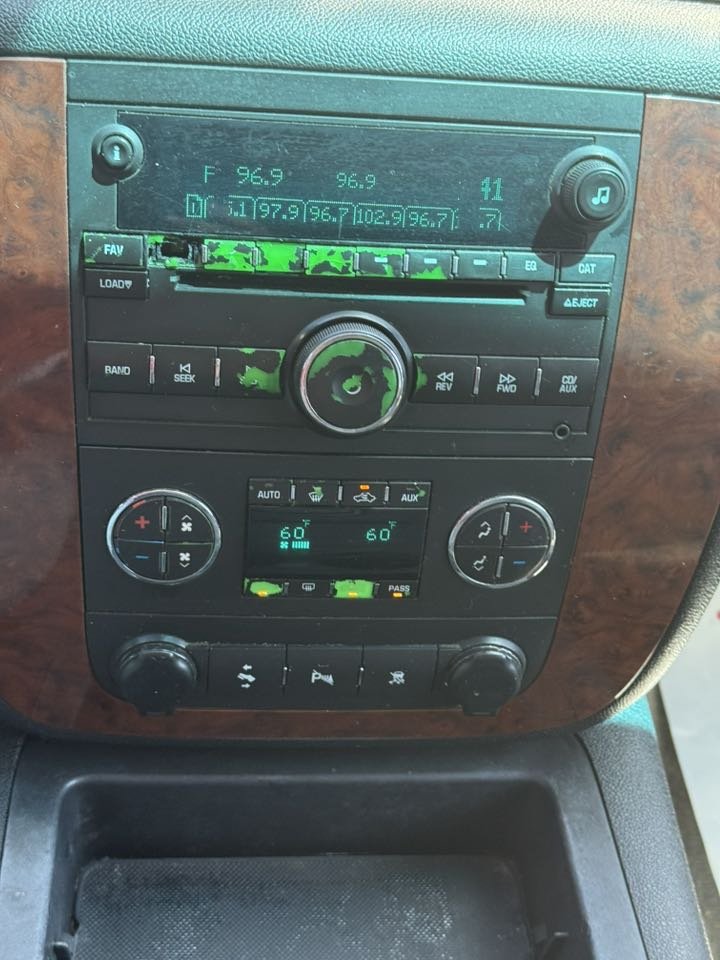 2008 Chevrolet Suburban - $8,000