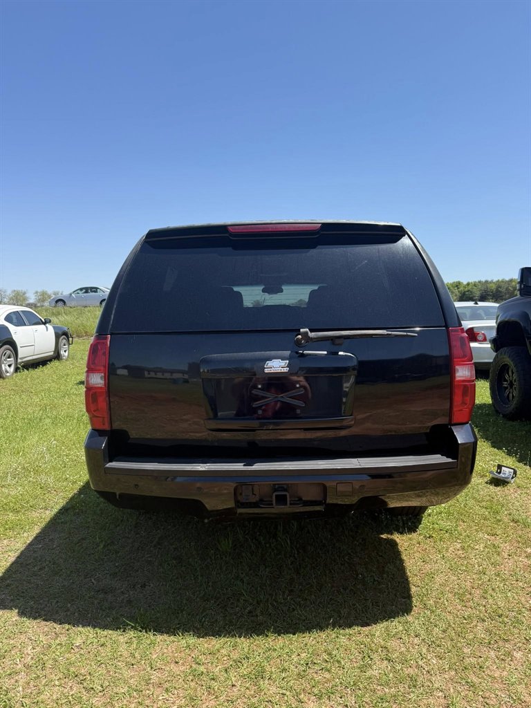 2008 Chevrolet Suburban - $8,000