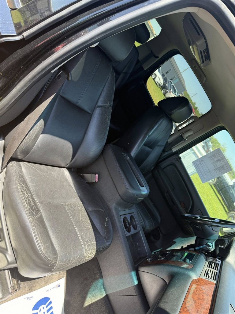 2008 Chevrolet Suburban - $8,000