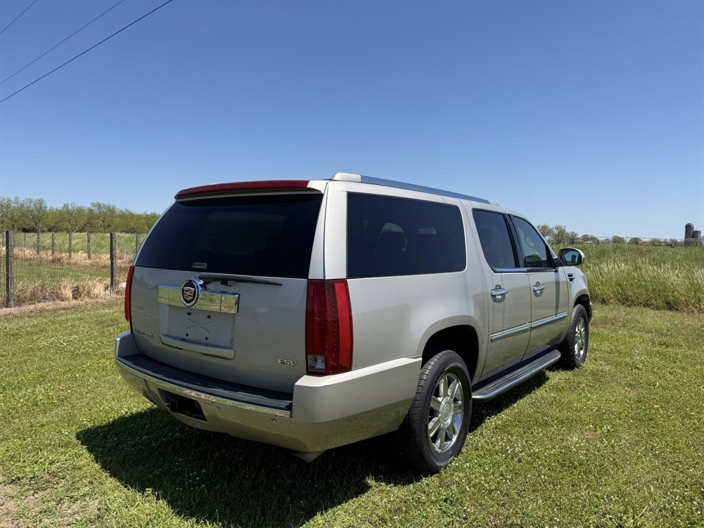 2007 Cadillac Escalade ESV photo