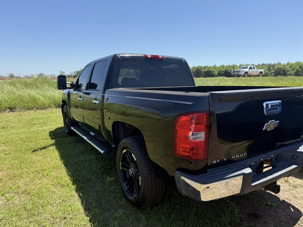2007 Chevrolet Silverado 1500 Work Truck photo