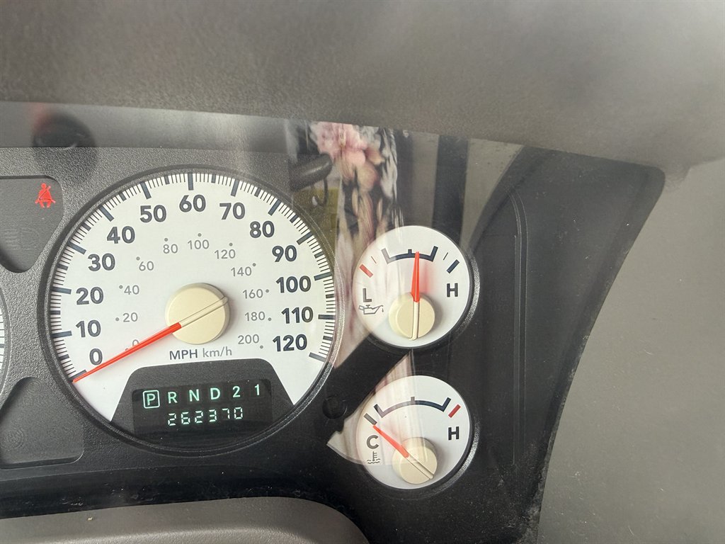 2008 Dodge Ram 1500 - $9,000