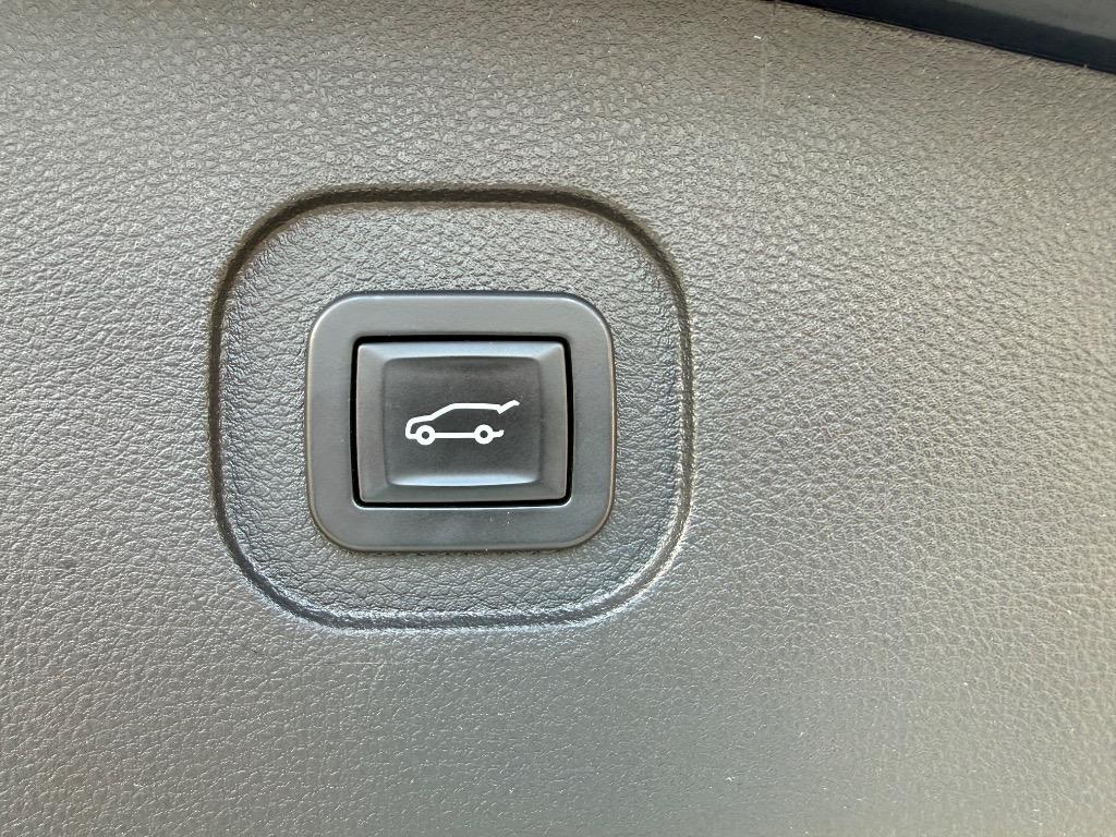 2017 Chevrolet Equinox - $14,900