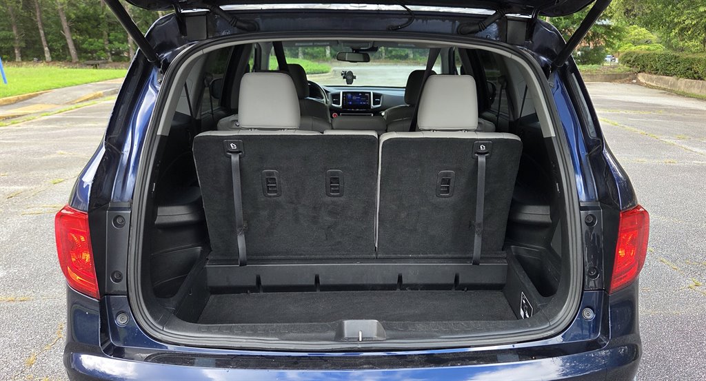 2016 Honda Pilot - $17,999