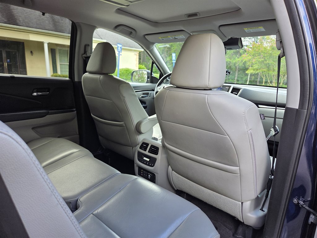 2016 Honda Pilot - $17,999