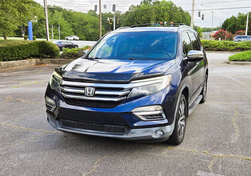 2016 Honda Pilot - $17,999