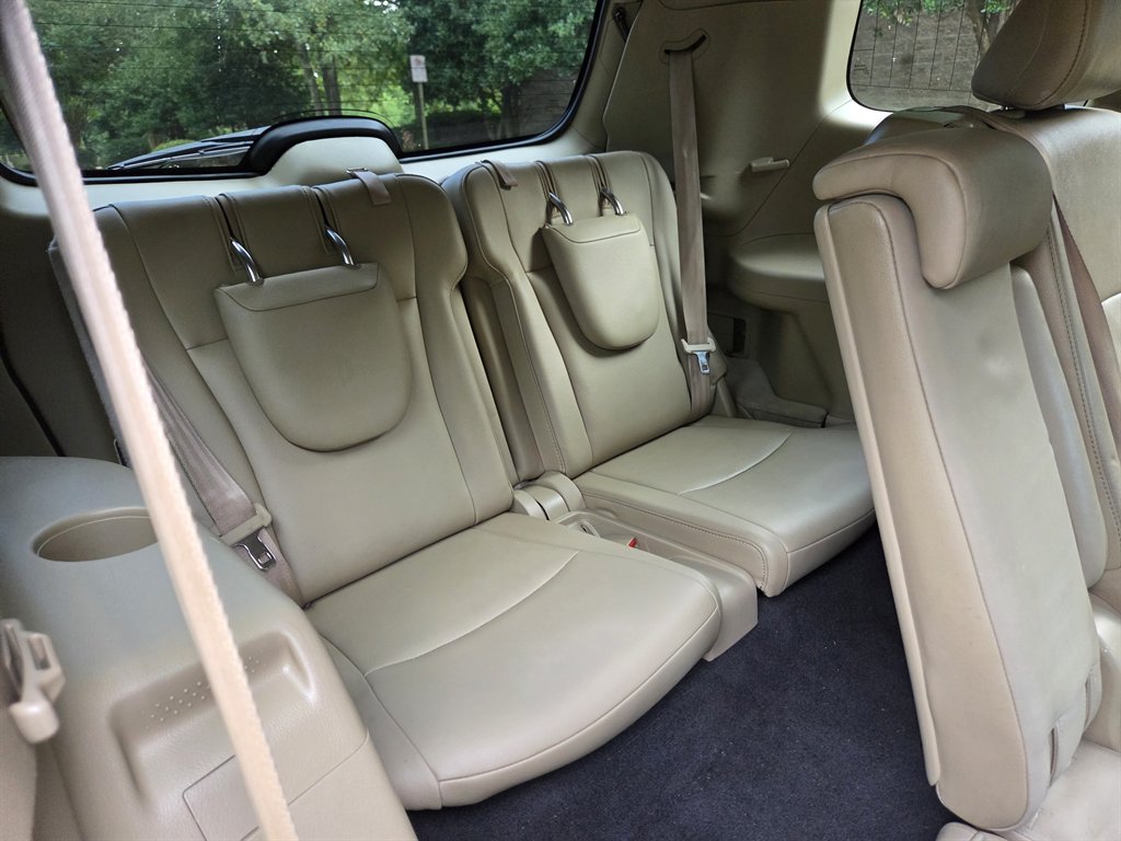 2012 Toyota Highlander - $11,999