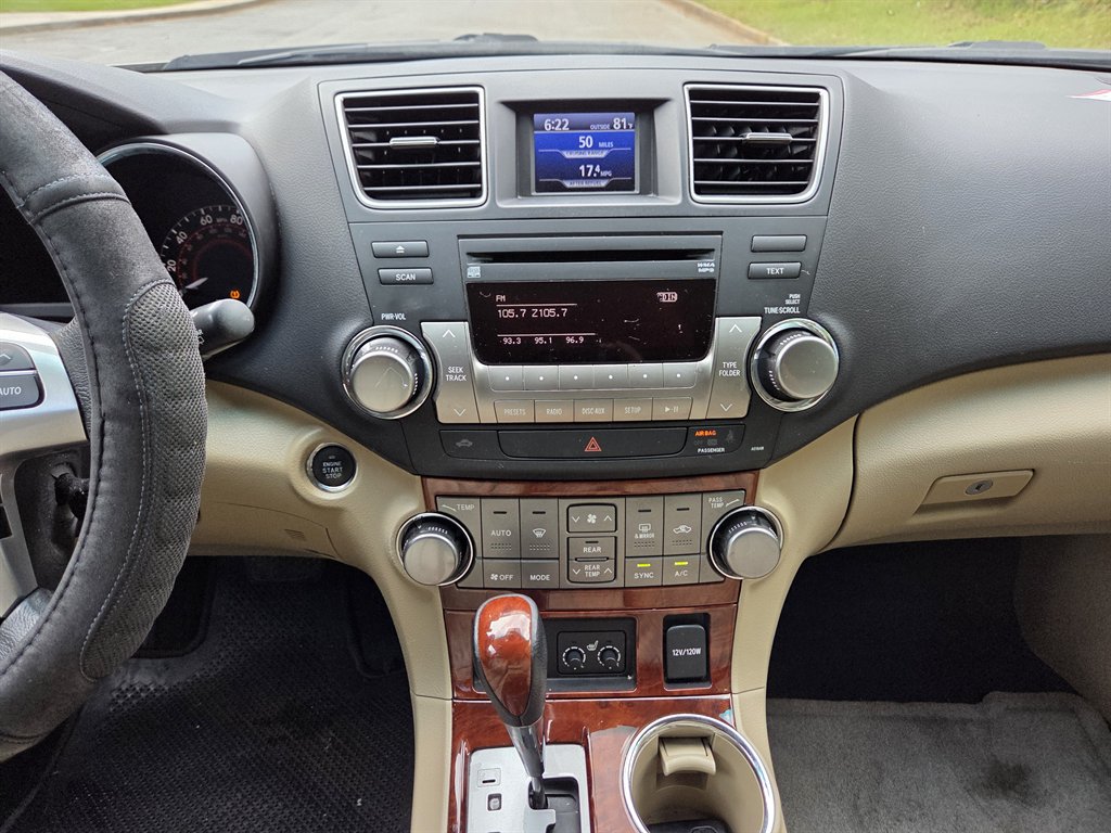 2012 Toyota Highlander - $11,999