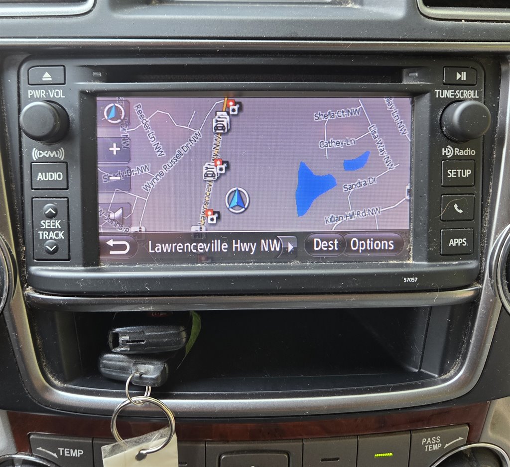 2013 Toyota Highlander - $17,999