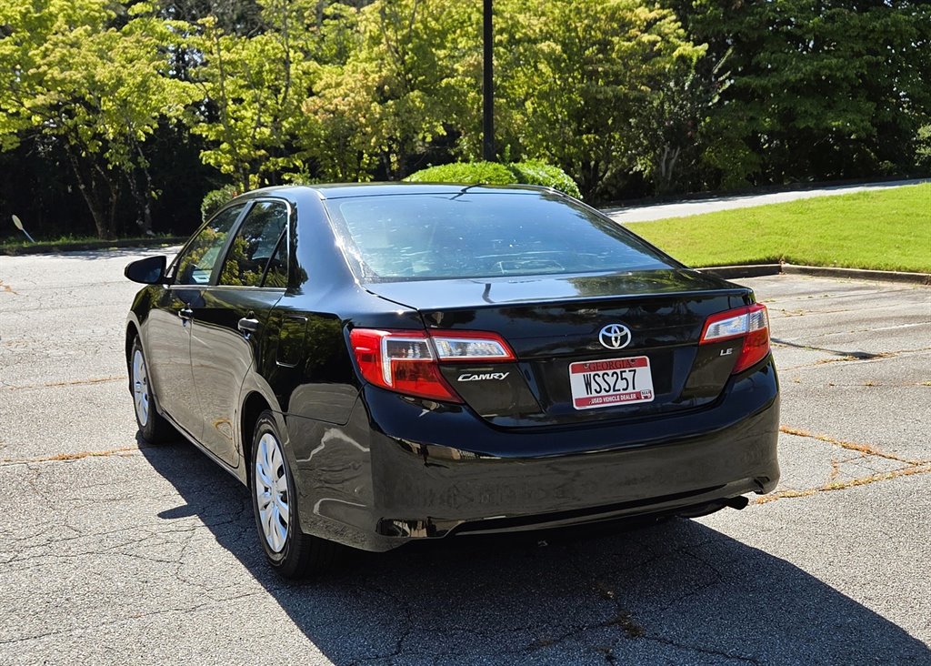 2014 Toyota Camry - $13,999
