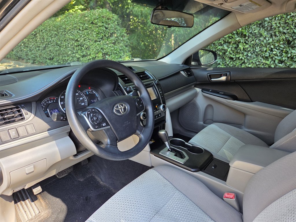 2014 Toyota Camry - $13,999
