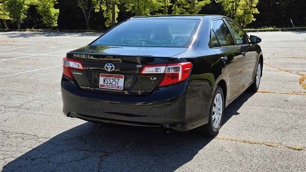 2014 Toyota Camry - $13,999
