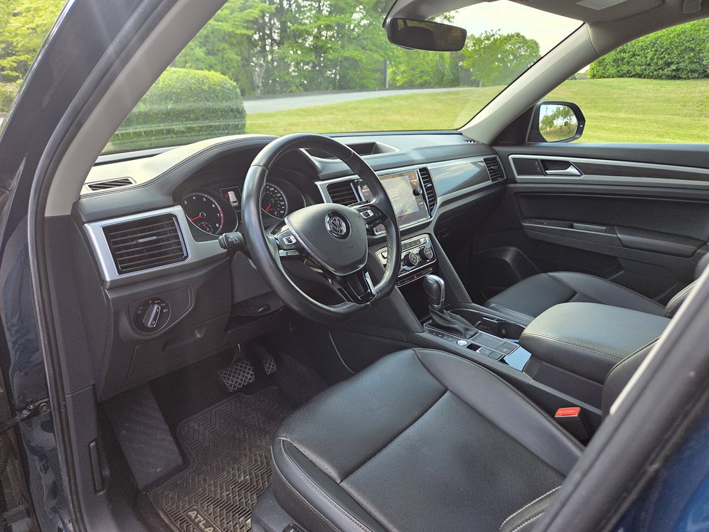 2018 Volkswagen Atlas - $16,999