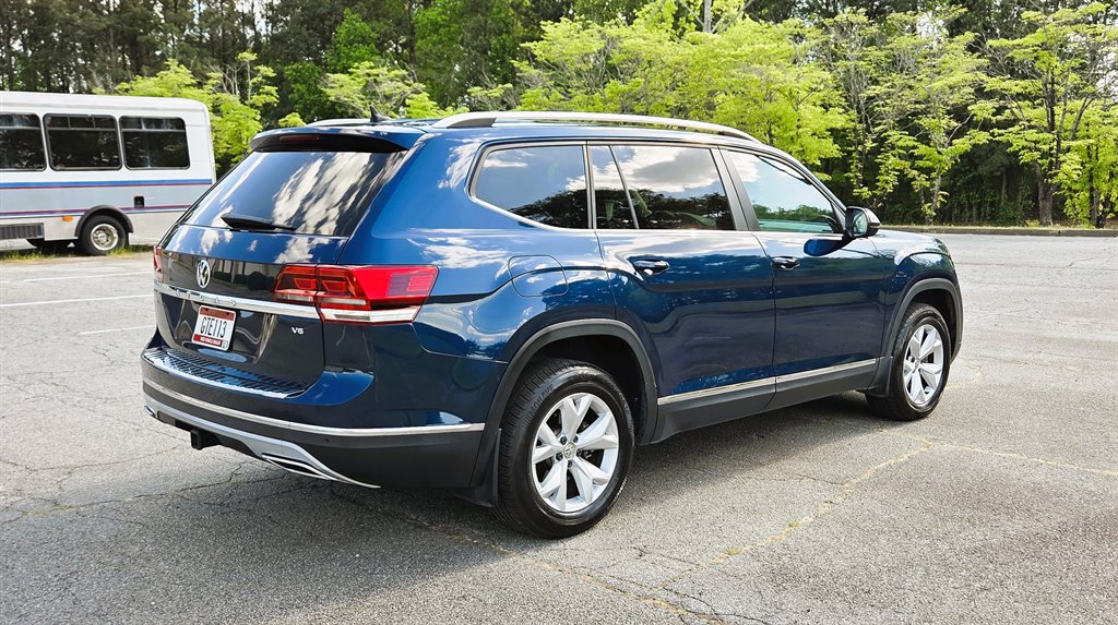 2018 Volkswagen Atlas - $16,999